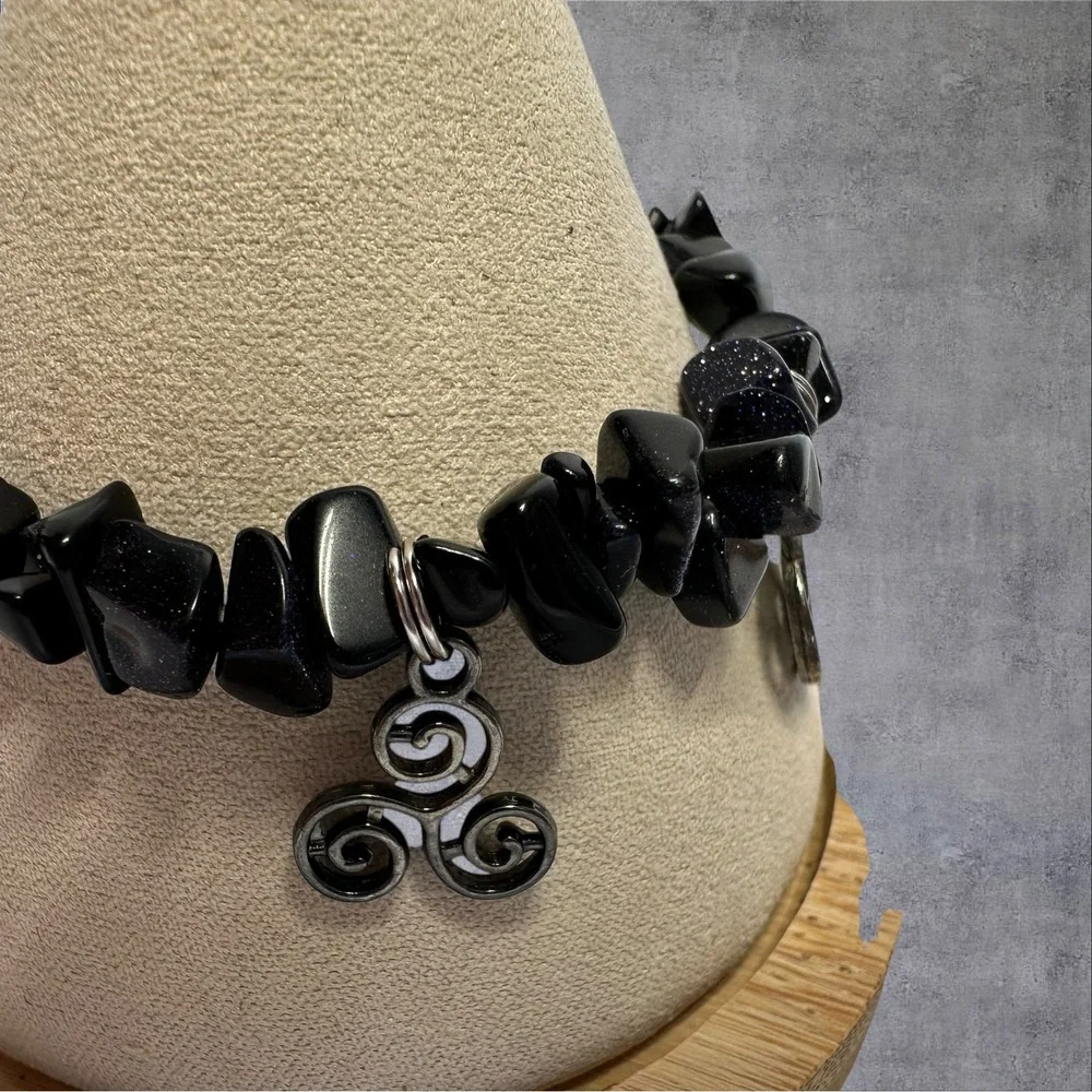 Celtic Knot Triskele Pentacle Charm Bracelet‎ Black Onyx Blue Goldstone
